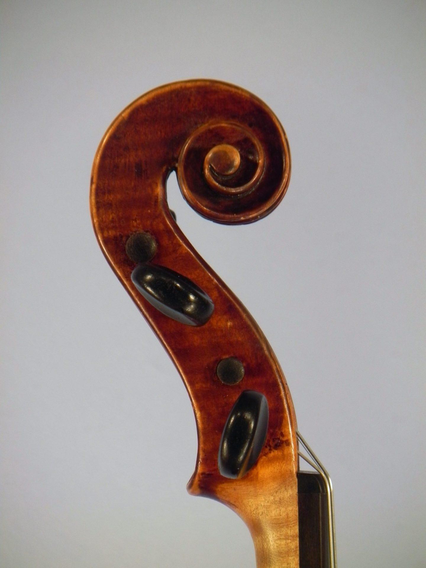 15669 - Violin by R B Alleaume - Image 2