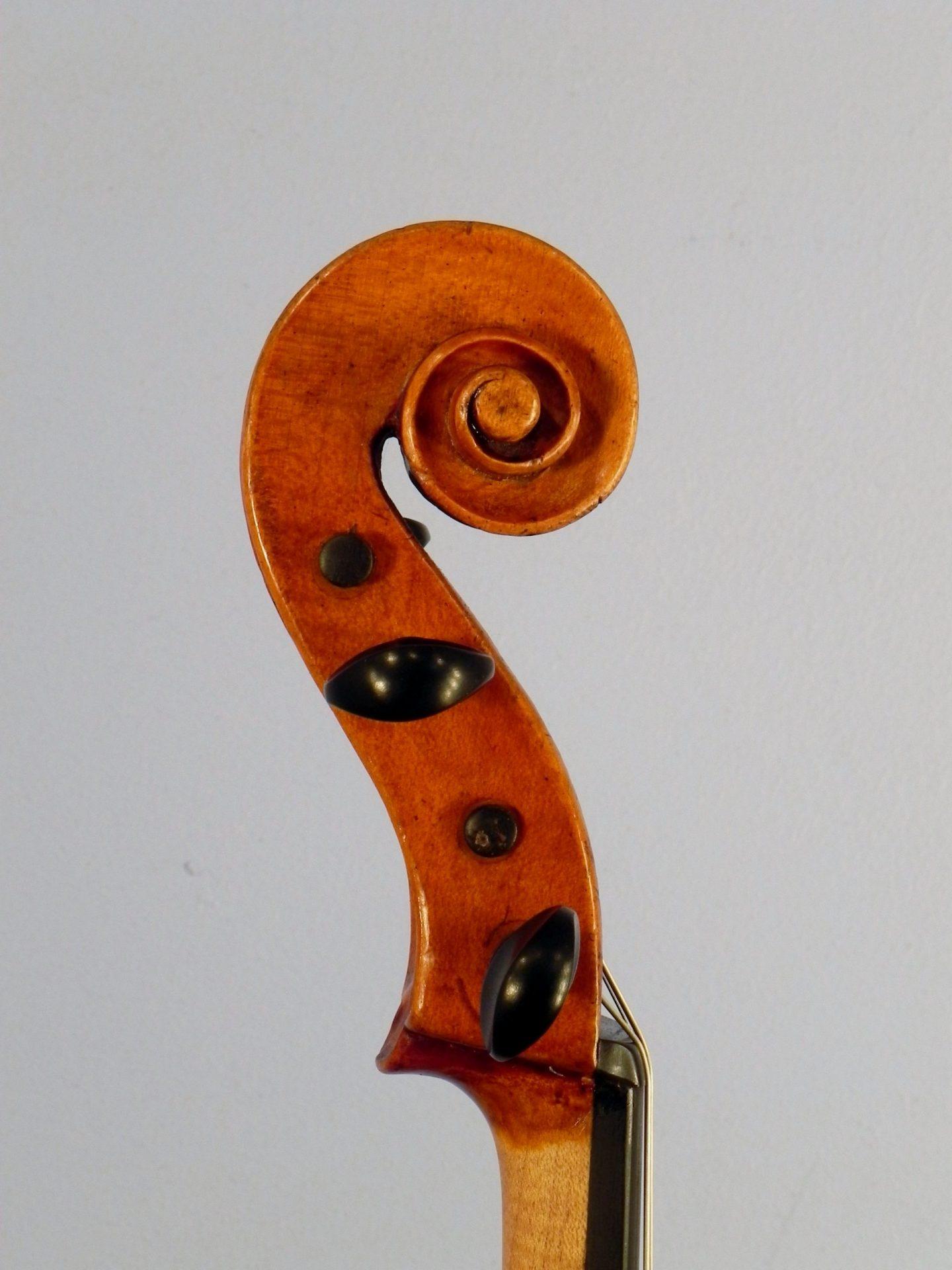 SOLD: 16154 - Very fine English viola, Betts workshop - Image 3