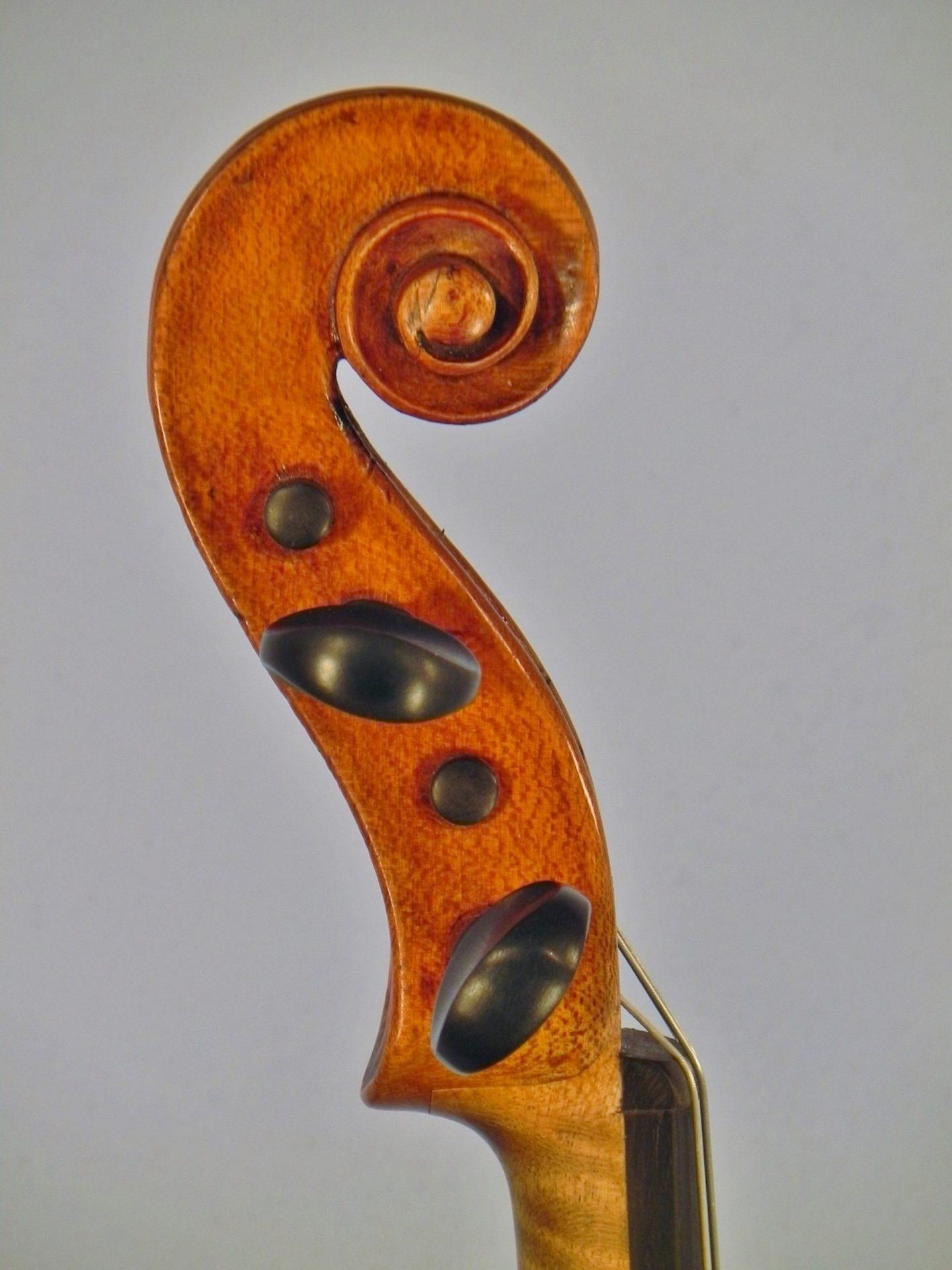 14903 - Fine Scottish violin - Image 3