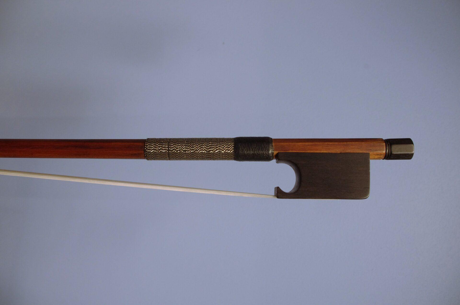 17023 - English cello bow probably by Thomas Tubbs - Image 4