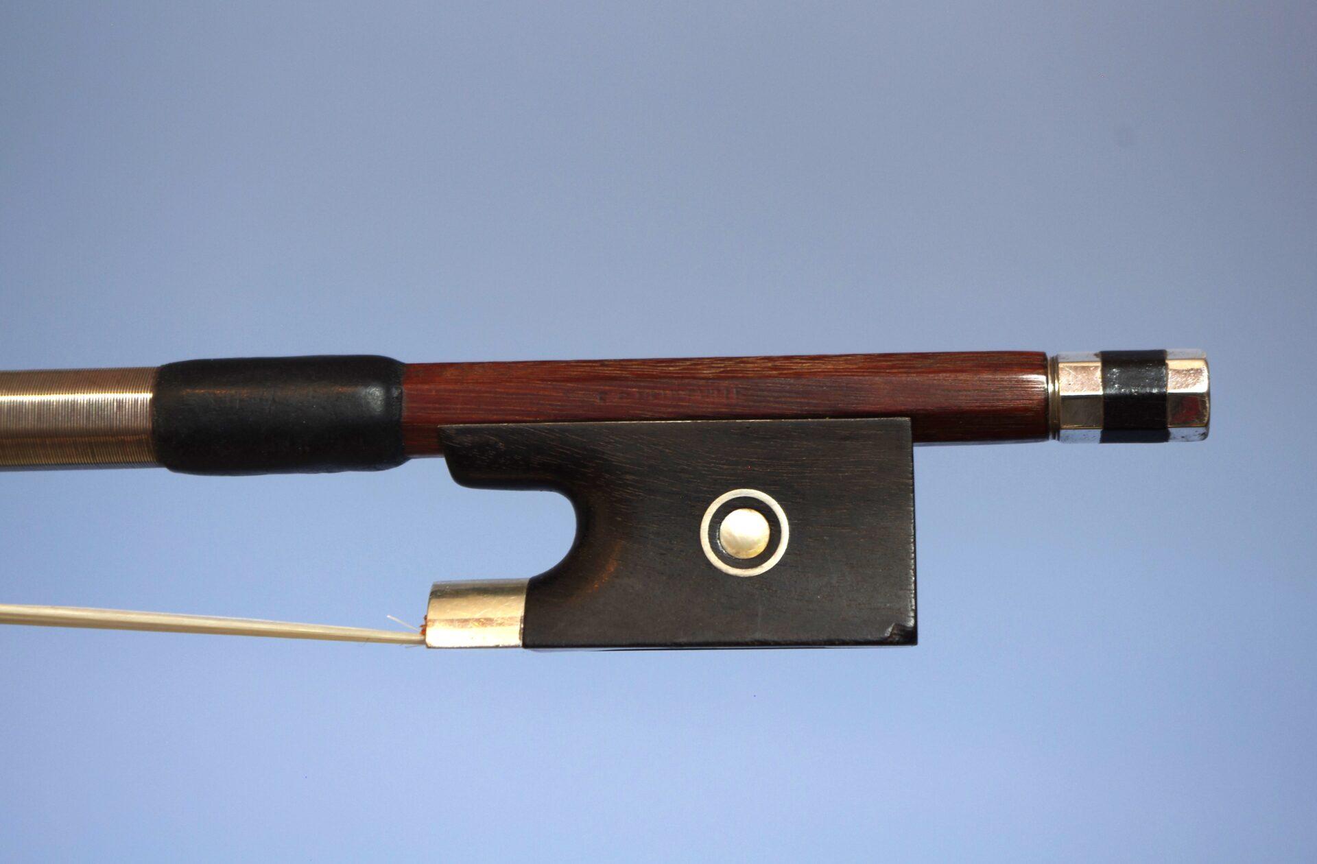 17665 Good Swiss viola bow CF Neuville
